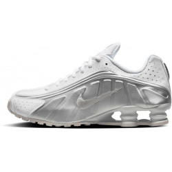 Nike Shox R4