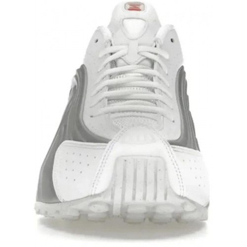 Nike Shox R4
