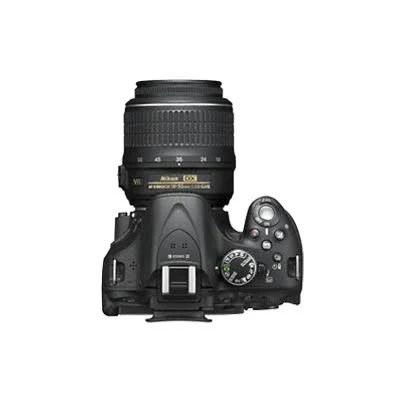 Nikon D5200 + AF-S DX NIKKOR 18-55MM F/3.5-5.6G VR