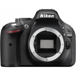 Nikon D5200 + Cámara Réflex Digital
