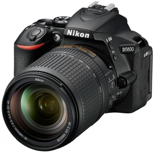Nikon D5600