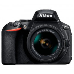 Nikon D5600 + AF-P 18-55mm VR