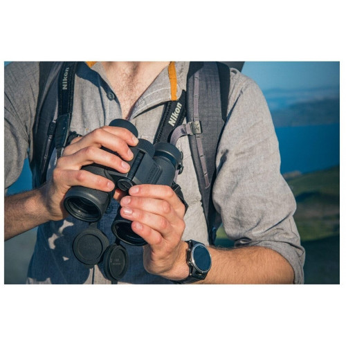 Nikon Monarch M5