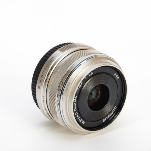 Olympus M.Zuiko Digital 17mm f1.8