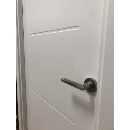 Pack puerta interior maciza NEW SAHARA de 72,5 cm DERECHA + molduras+ manivela (Envío gratis)