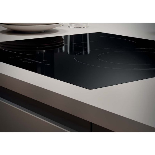 Placa de inducción Candy con zona flex, Moderna - C63TPSC/E1 Negro