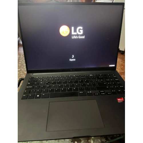 Portátil LG Ultra 16UD70R-G.AX56B Ryzen 5 7530U/ 16GB/ 512GB SSD