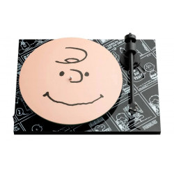Pro-Ject Peanuts turntable