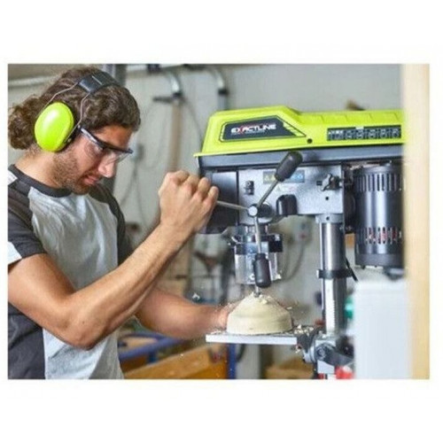Ryobi 390 W
