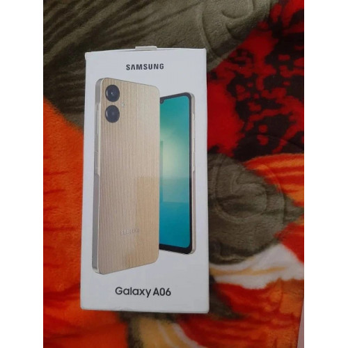 Samsung Galaxy A06 4G 4GB/64GB Dorado