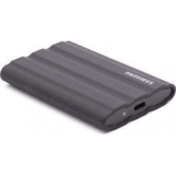 Samsung Portable SSD T7 Shield