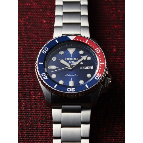 Seiko 5 Sports SRPD53K1