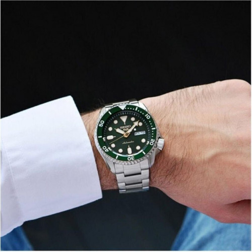 Seiko 5 Sports SRPD63K1