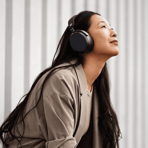 Sennheiser Momentum 4 Wireless