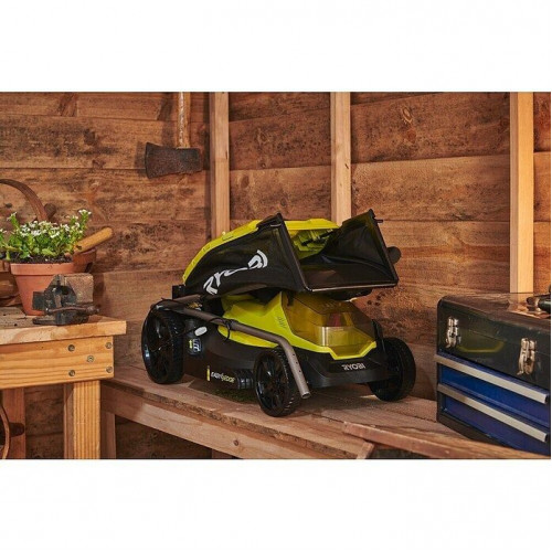 Set cortacésped de batería RLM1833BLT1825M con desbrozadora a batería