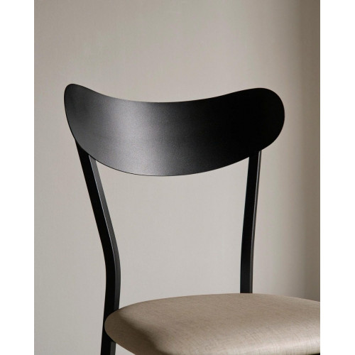 Silla de cocina Eva con estructura metálica en color negro y asiento michigan arena