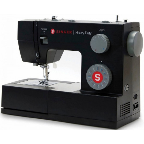 Singer Heavy Duty 4432 Black Edition