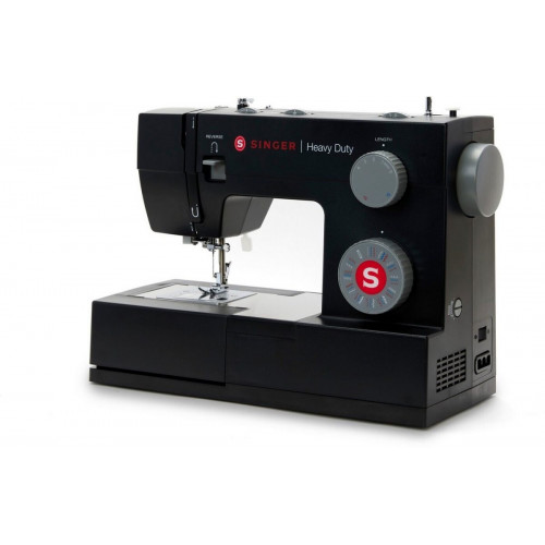 Singer Heavy Duty 4432 Black Edition