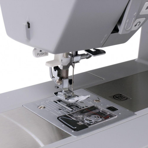 Singer Heavy Duty 6705C