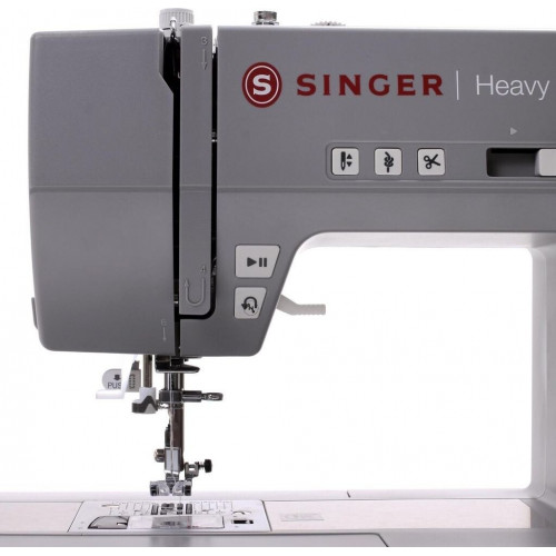 Singer Heavy Duty 6805C
