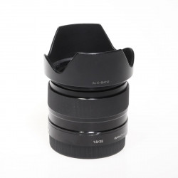 Sony E 35mm f1.8 OSS (SEL-35F18)