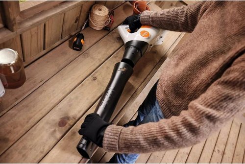 Soplador de batería STIHL BGA 30