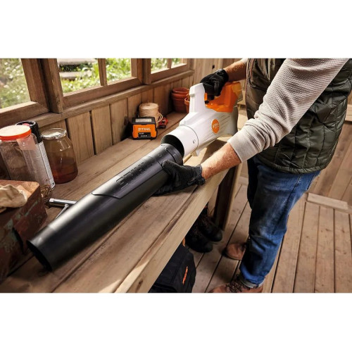 Soplador STIHL BGA 50 + batería y cargador