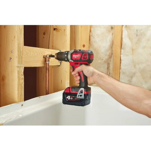 Taladro atornillador compacto Milwaukee