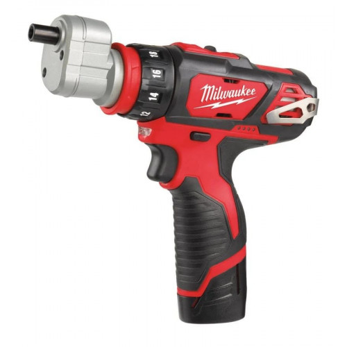 Taladro atornillador subcompacto Milwaukee M12 BDDXKIT-202C