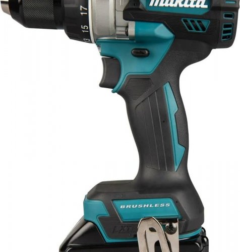 Taladro DHP492Z Makita