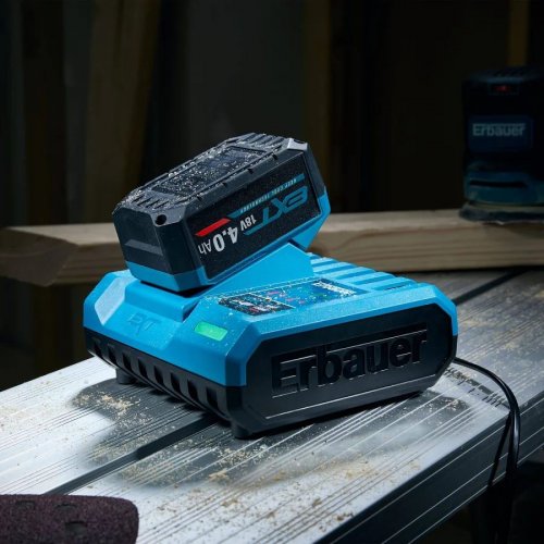 Taladro percutor 18v 75nm y amoladora 18v 125mm brushless 2x2 y 4ah erbauer