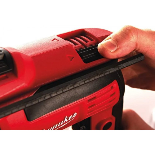Taladro percutor Milwaukee