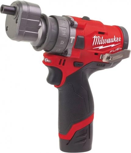 Taladro percutor Milwaukee M12 Fuel
