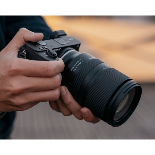 Tamron 17-70mm f2.8 Di III-A VC RXD