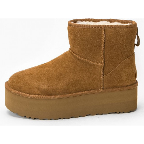 UGG Plataforma Classic Mini