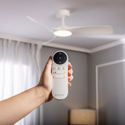 Ventilador de techo con luz silencioso DC 34W con mando WiFi/ APP ø112 cm Aruba Plus INSPIRE blanco luz CCT 3 aspas| 6 velocidades| modo verano/invierno| brisa| temporizador| recomendado de 13 a 20m²