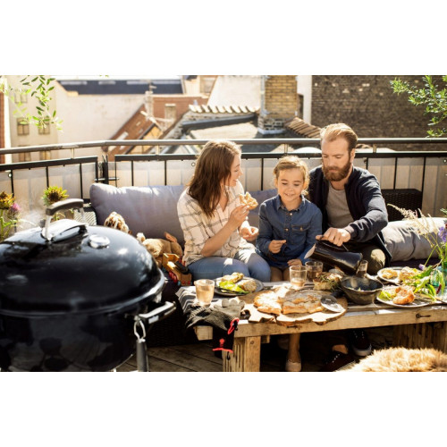 Weber Master-Touch GBS 57 cm