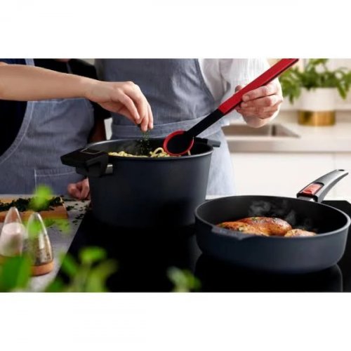 Woll Olla con tapadera Mala