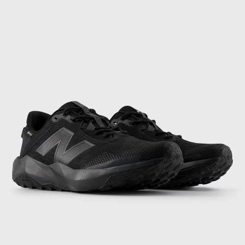 Zapatilla Trail Running de Hombre DYNASOFT Nitrel v6 Gore Tex New Balance Negro